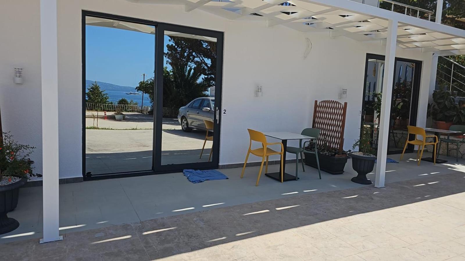 Ardit Seaside Rooms Sarandë 외부 사진