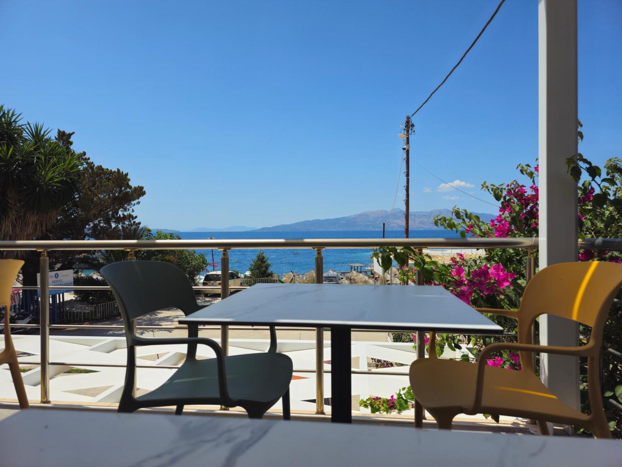 Ardit Seaside Rooms Sarandë 외부 사진