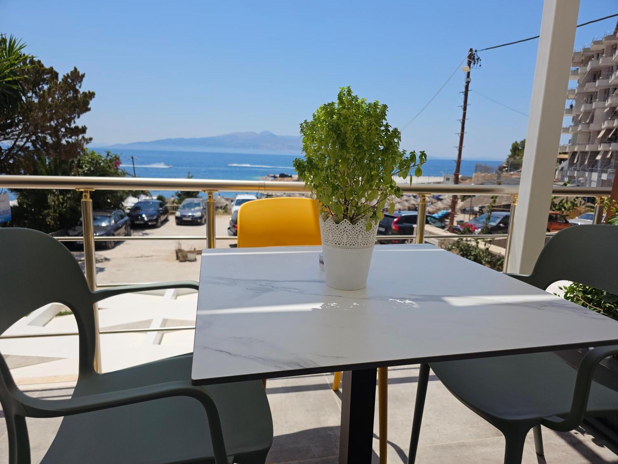 Ardit Seaside Rooms Sarandë 외부 사진