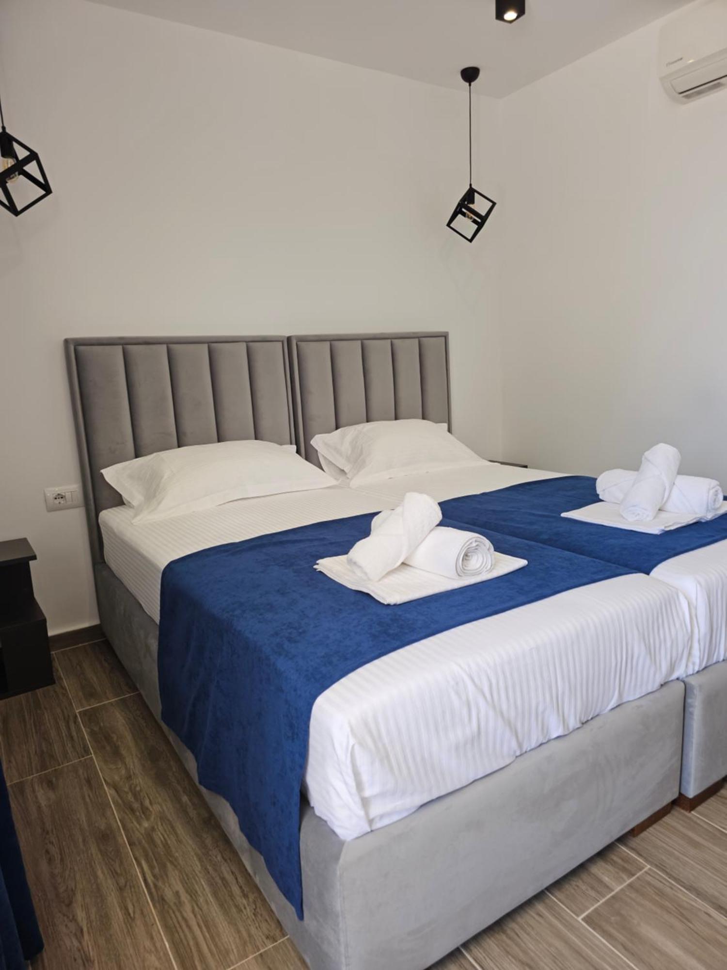 Ardit Seaside Rooms Sarandë 외부 사진